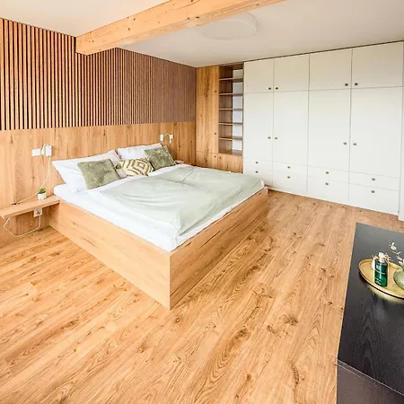 144 Апартаменты Либерц