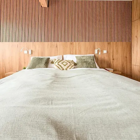 Апартаменты 144